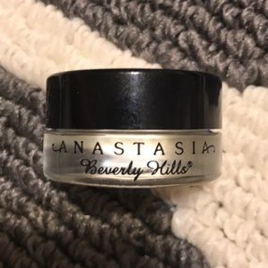 Anastasia dip brown in soft brown